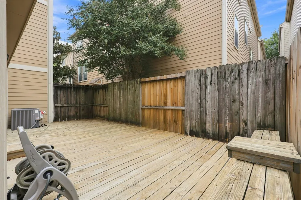 832 Cohn Street Houston, TX 77007