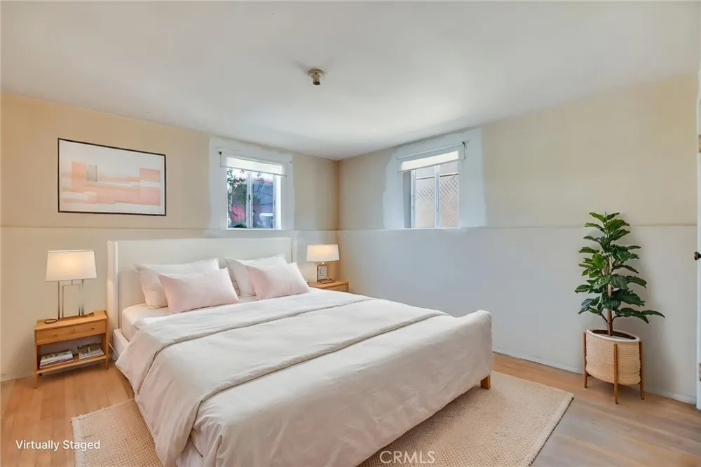 828 W 73rd Street Los Angeles, CA 90044