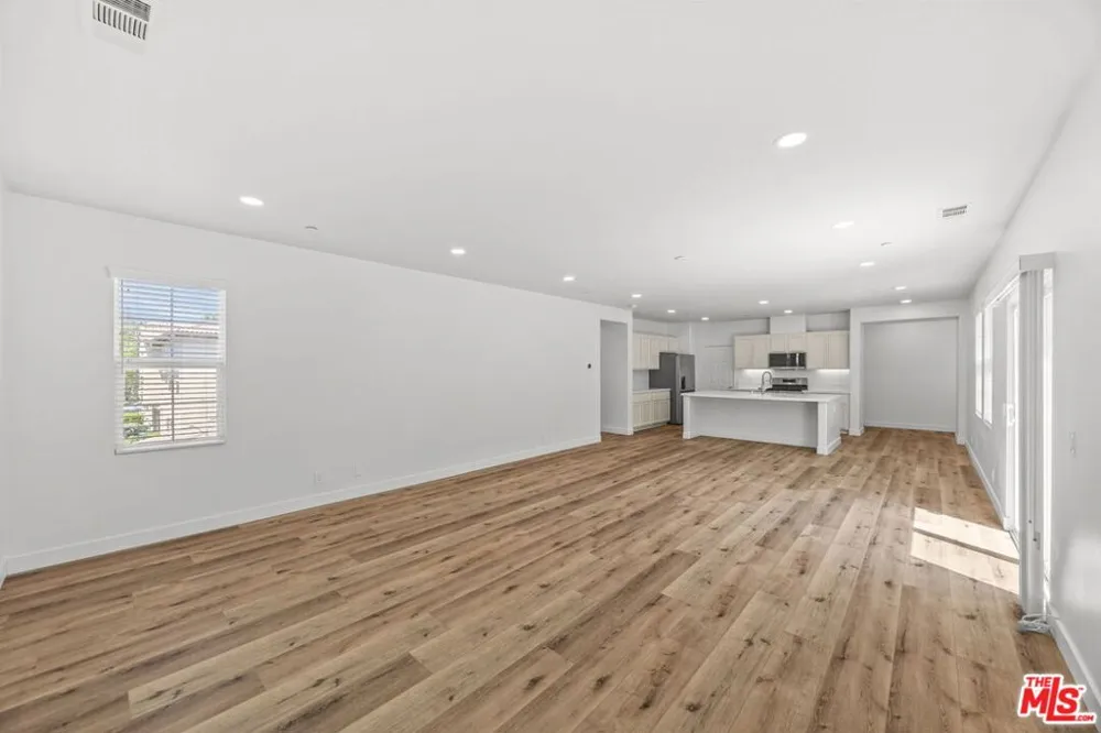 15769 AGAVE AVENUE Chino, CA 91708