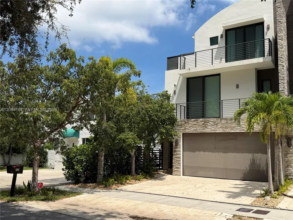 106 NE 16th Ter Fort Lauderdale, FL 33301