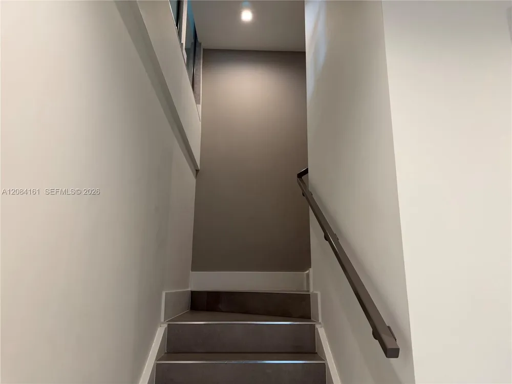 106 NE 16th Ter Fort Lauderdale, FL 33301