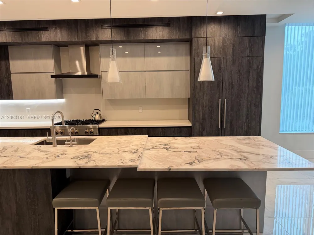 106 NE 16th Ter Fort Lauderdale, FL 33301