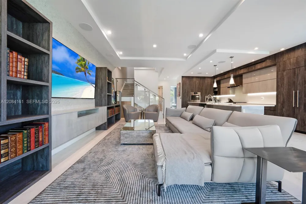 106 NE 16th Ter Fort Lauderdale, FL 33301
