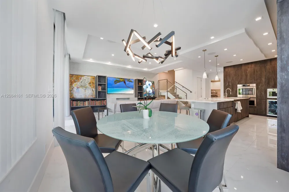 106 NE 16th Ter Fort Lauderdale, FL 33301