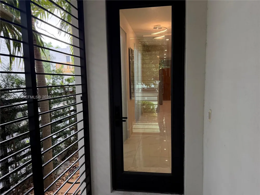 106 NE 16th Ter Fort Lauderdale, FL 33301