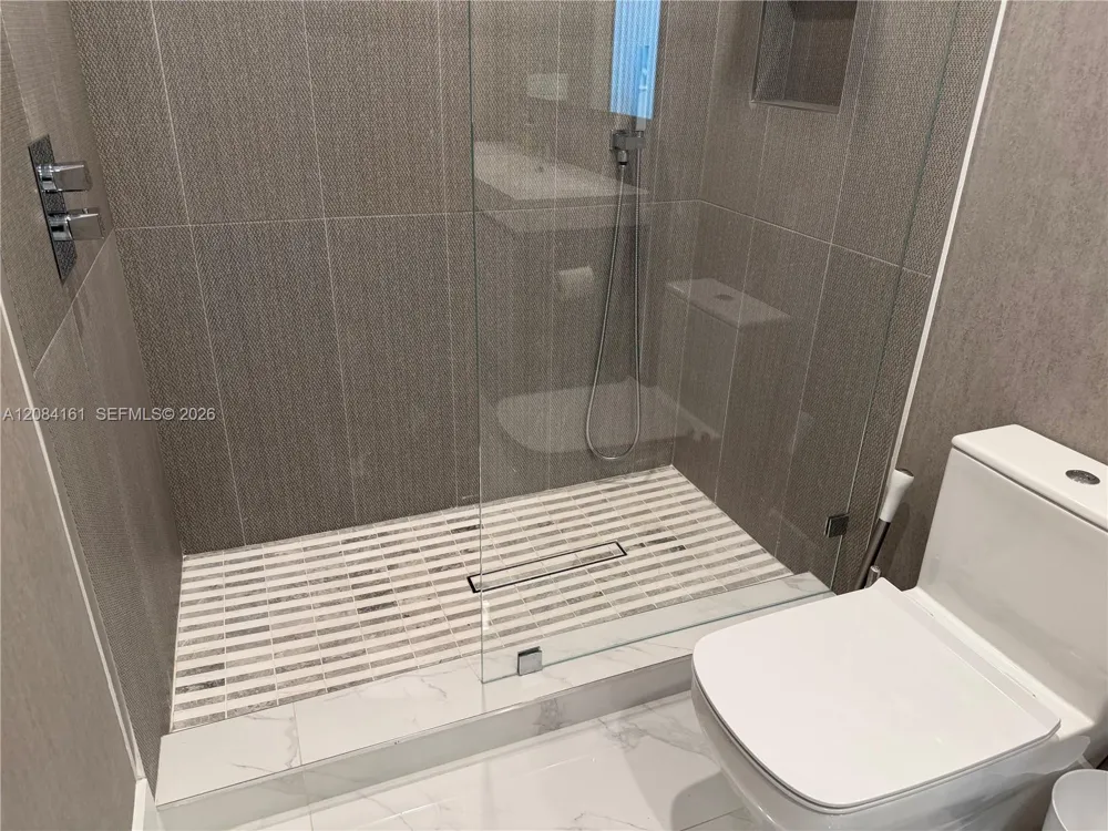 106 NE 16th Ter Fort Lauderdale, FL 33301