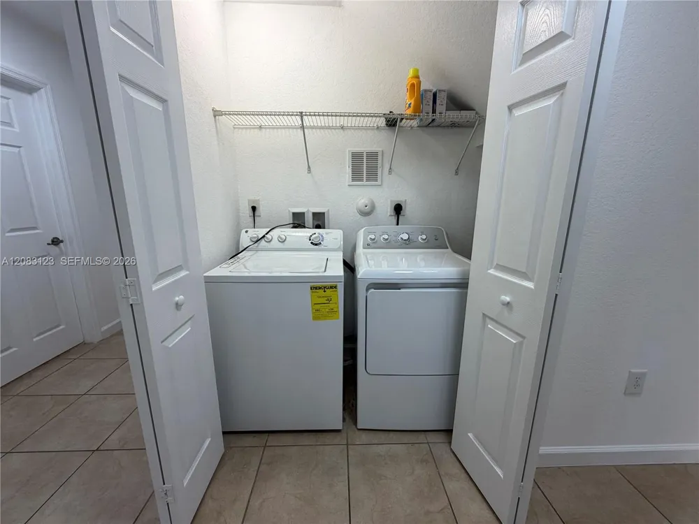 22411 SW 88th Pl #6-26 Cutler Bay, FL 33190