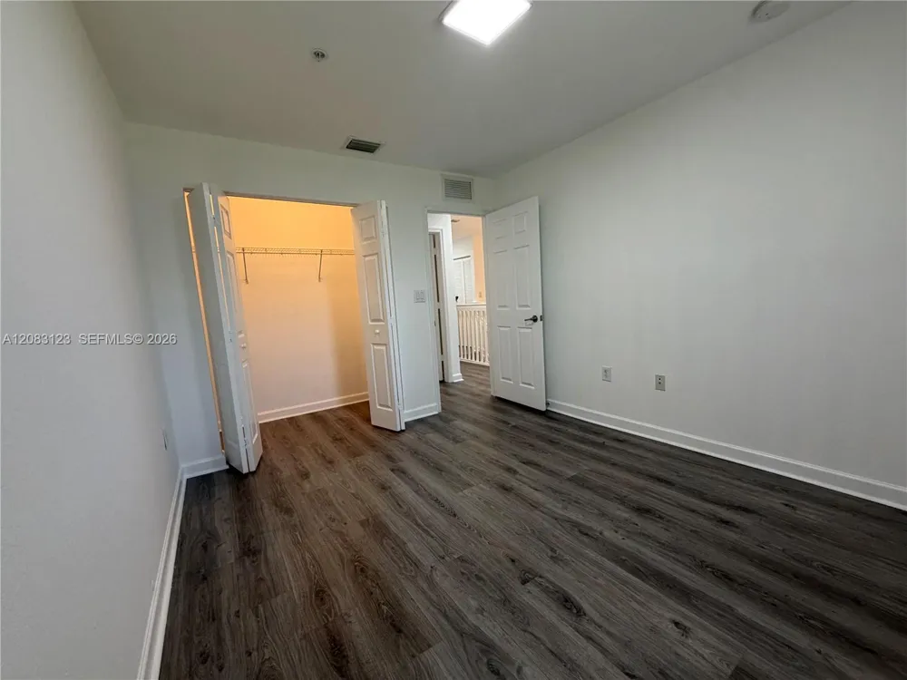 22411 SW 88th Pl #6-26 Cutler Bay, FL 33190