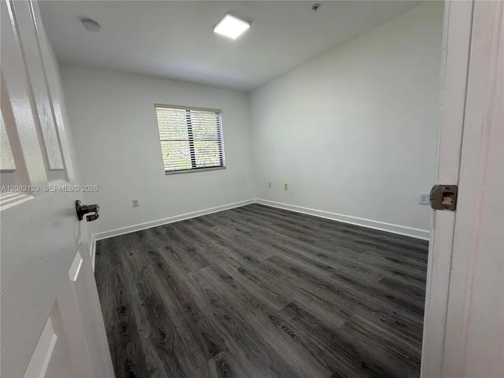22411 SW 88th Pl #6-26 Cutler Bay, FL 33190