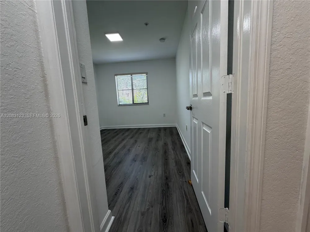 22411 SW 88th Pl #6-26 Cutler Bay, FL 33190