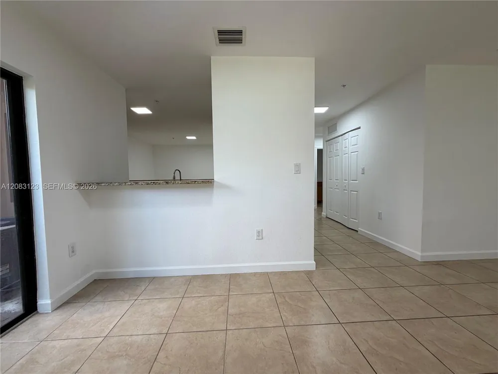 22411 SW 88th Pl #6-26 Cutler Bay, FL 33190