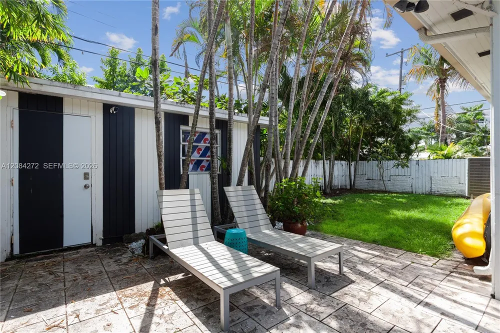 7311 NE 8th Ave Miami, FL 33138