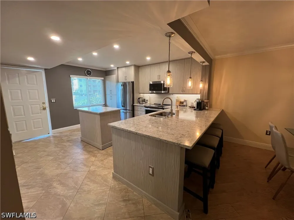 Sandpiper Bay Circle #I102 Naples, FL 34112