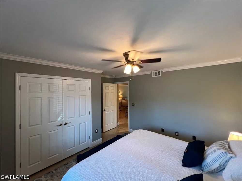 Sandpiper Bay Circle #I102 Naples, FL 34112
