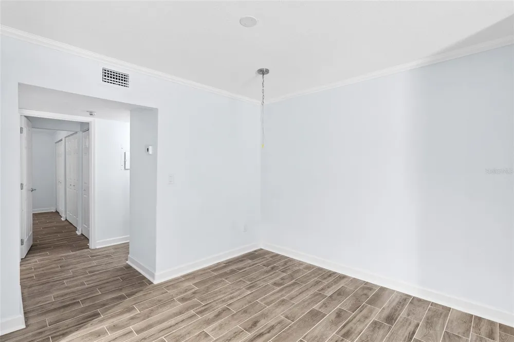 505 PLAZA SEVILLE COURT #9 Treasure Island, FL 33706