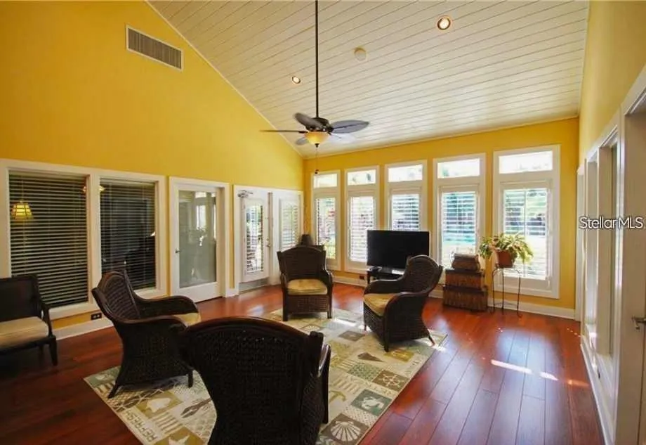 11901 4TH STREET #5305 St Petersburg, FL 33716