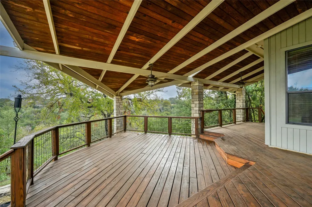 1118 Rustic Lane Spicewood, TX 78669