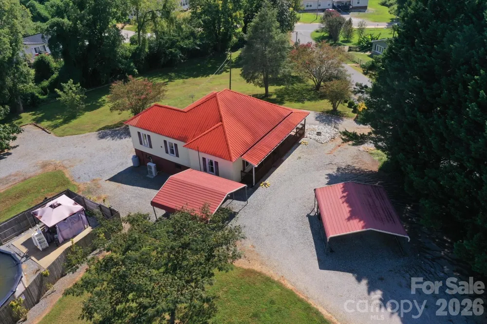 466 Miller Avenue Marion, NC 28752