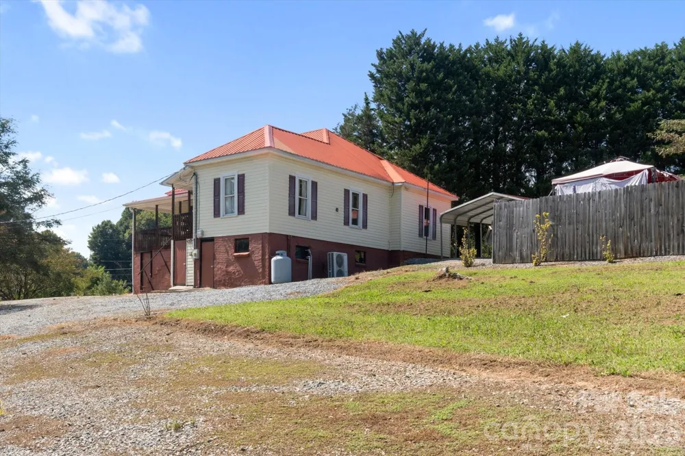 466 Miller Avenue Marion, NC 28752