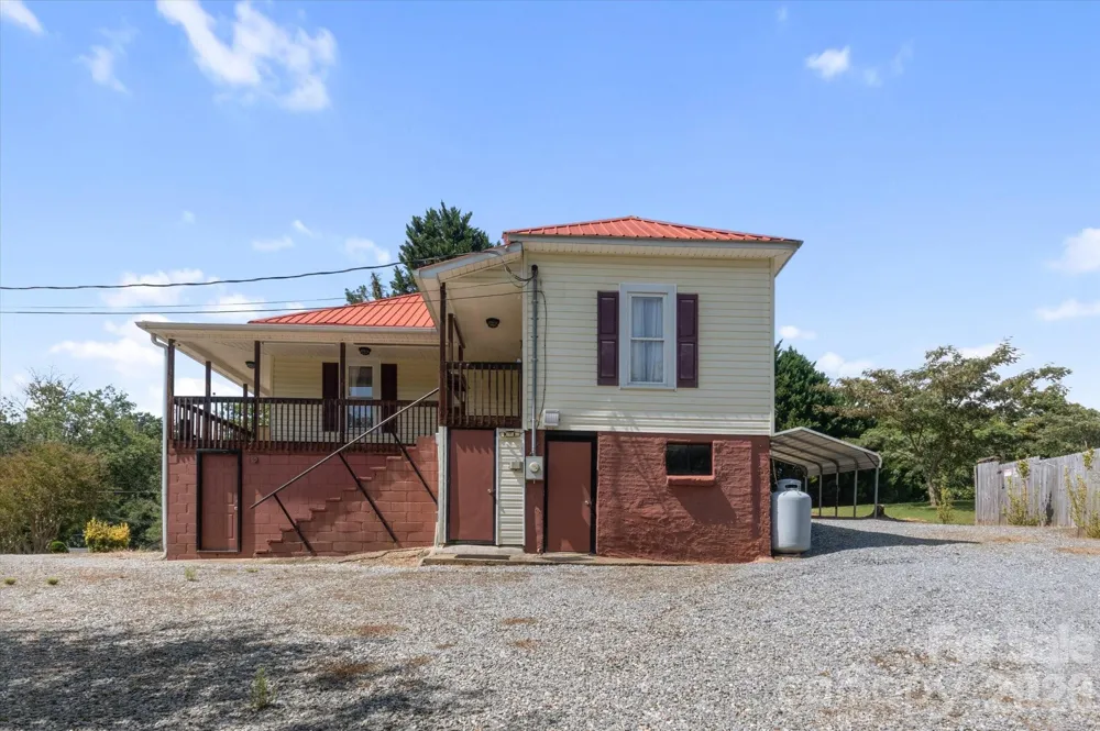 466 Miller Avenue Marion, NC 28752