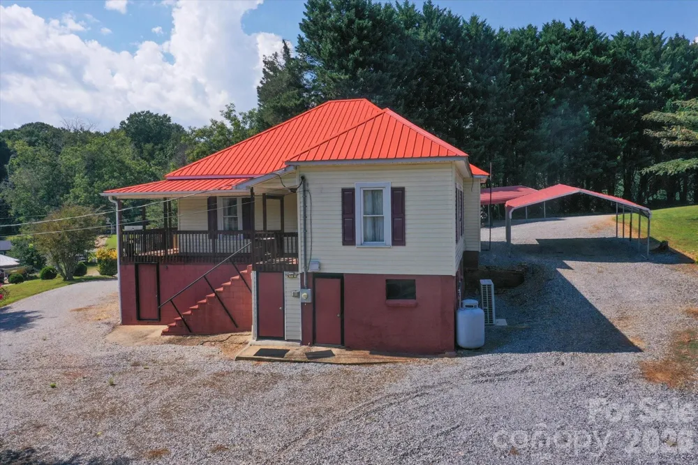 466 Miller Avenue Marion, NC 28752