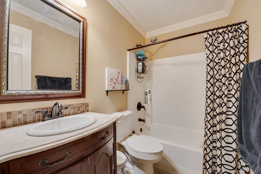 7602 Stanhope Lane Arlington, TX 76001