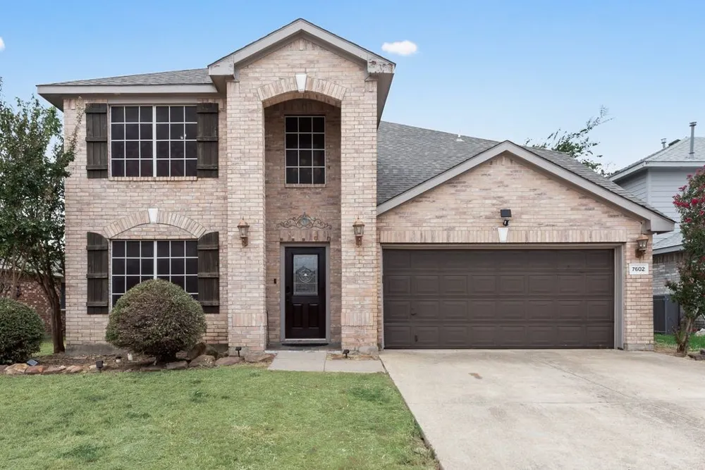 7602 Stanhope Lane Arlington, TX 76001