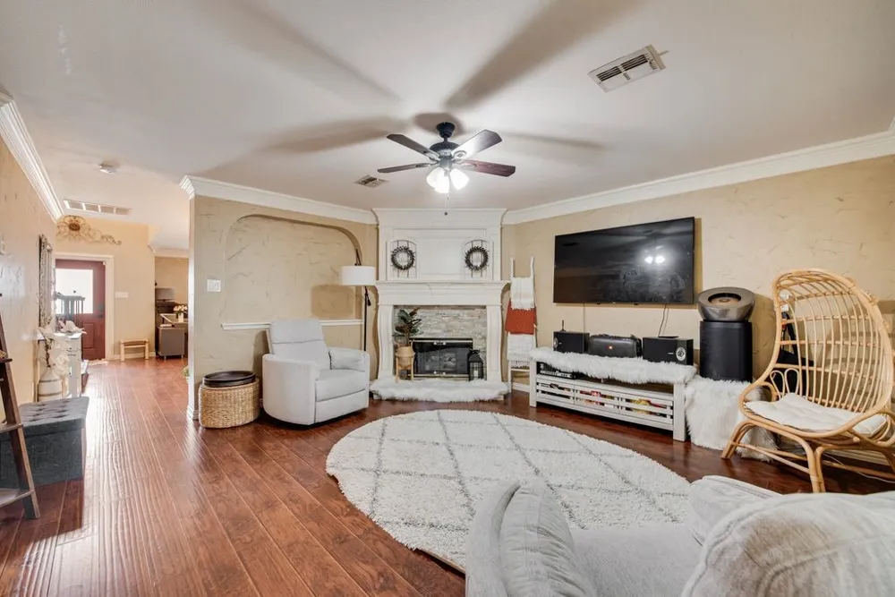 7602 Stanhope Lane Arlington, TX 76001