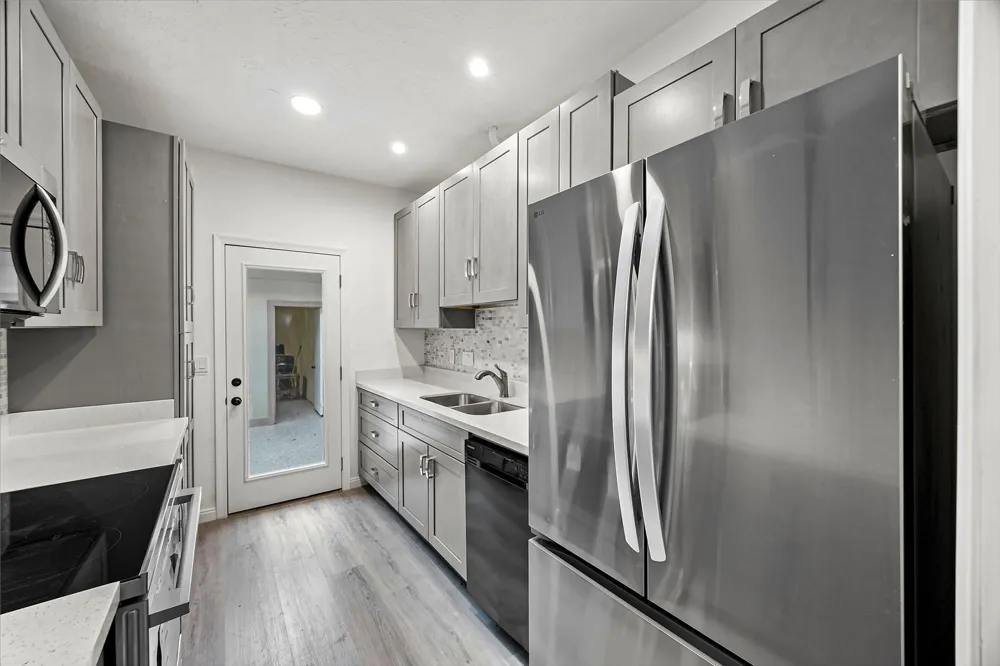 664 Eldridge Parkway Houston, TX 77079