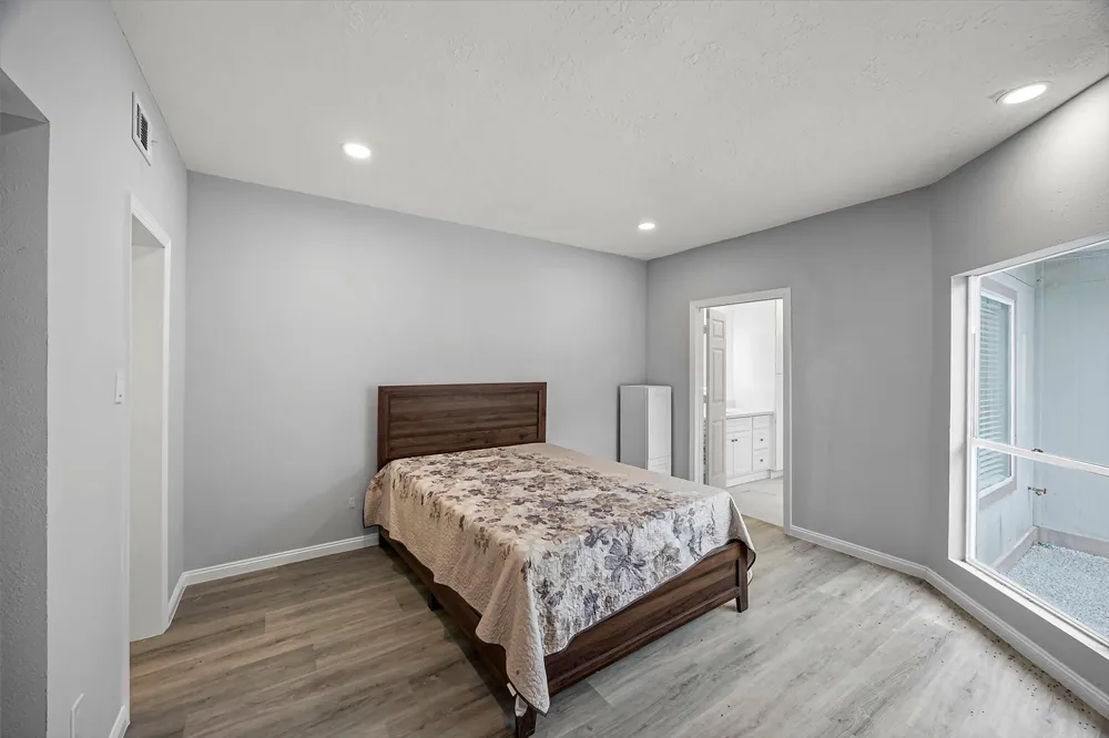 664 Eldridge Parkway Houston, TX 77079