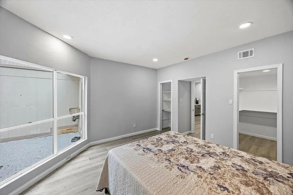664 Eldridge Parkway Houston, TX 77079