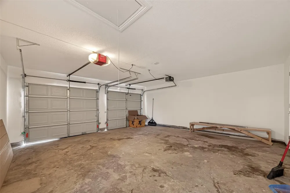 18219 Kings Lynn Street Webster, TX 77058