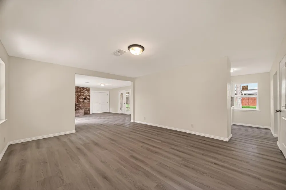 18219 Kings Lynn Street Webster, TX 77058
