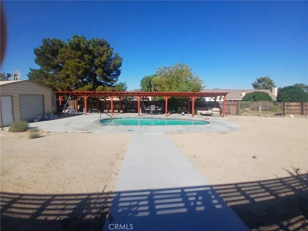 14800 Pamlico Apple Valley, CA 92307