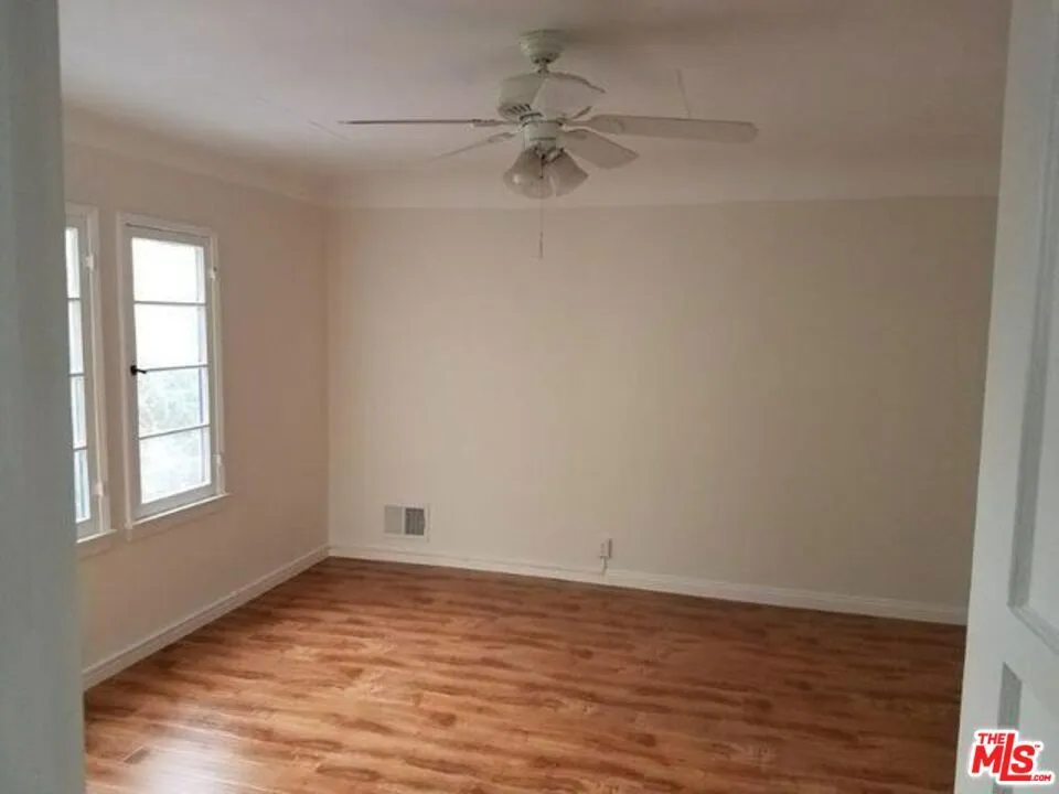 8737 Clifton Way Beverly Hills, CA 90211