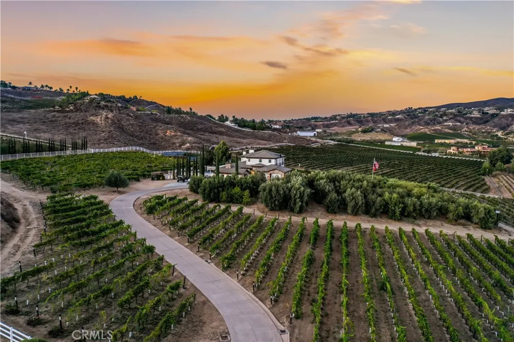 36736 Pauba Road Temecula, CA 92592