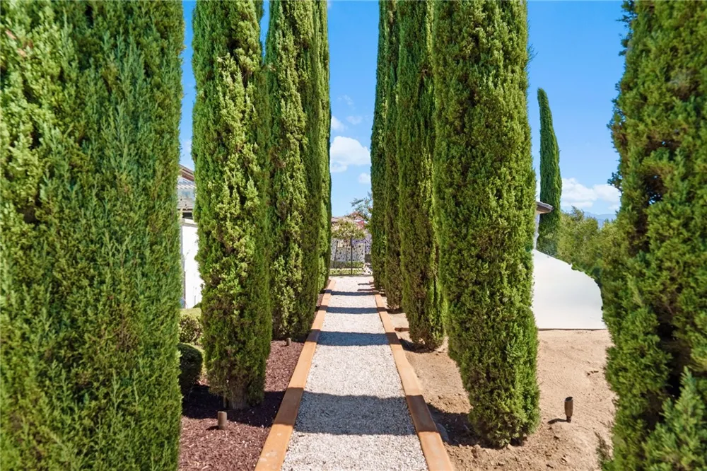 36736 Pauba Road Temecula, CA 92592