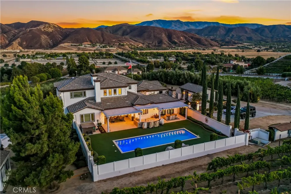 36736 Pauba Road Temecula, CA 92592