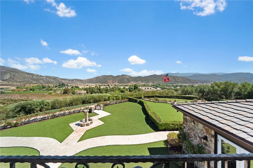36736 Pauba Road Temecula, CA 92592