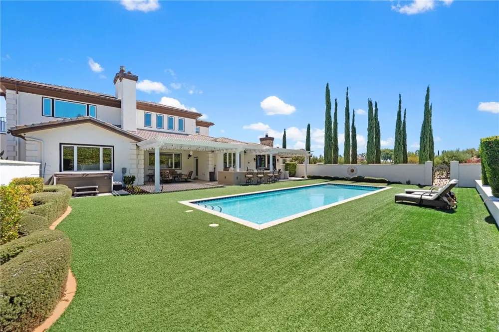36736 Pauba Road Temecula, CA 92592