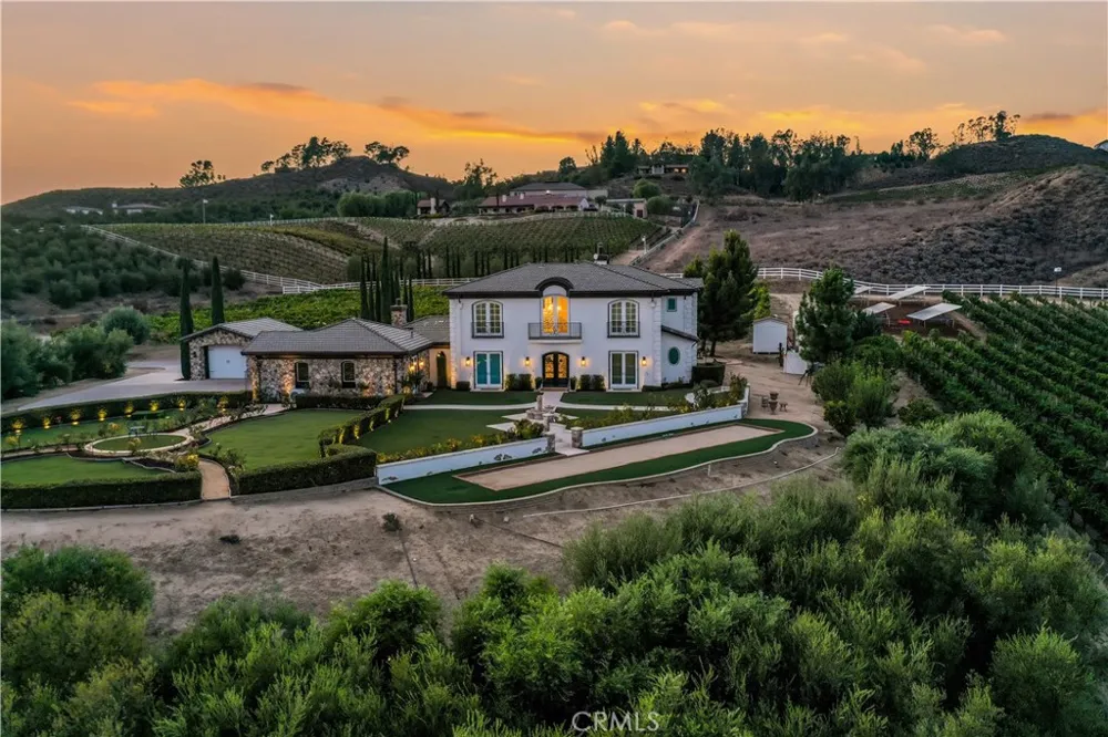36736 Pauba Road Temecula, CA 92592