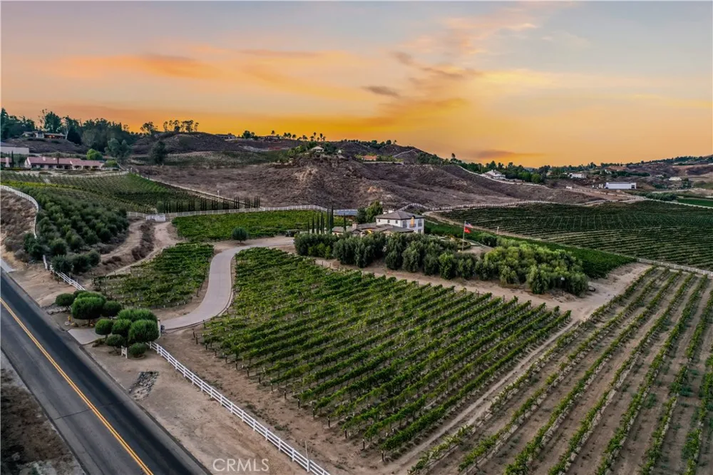 36736 Pauba Road Temecula, CA 92592