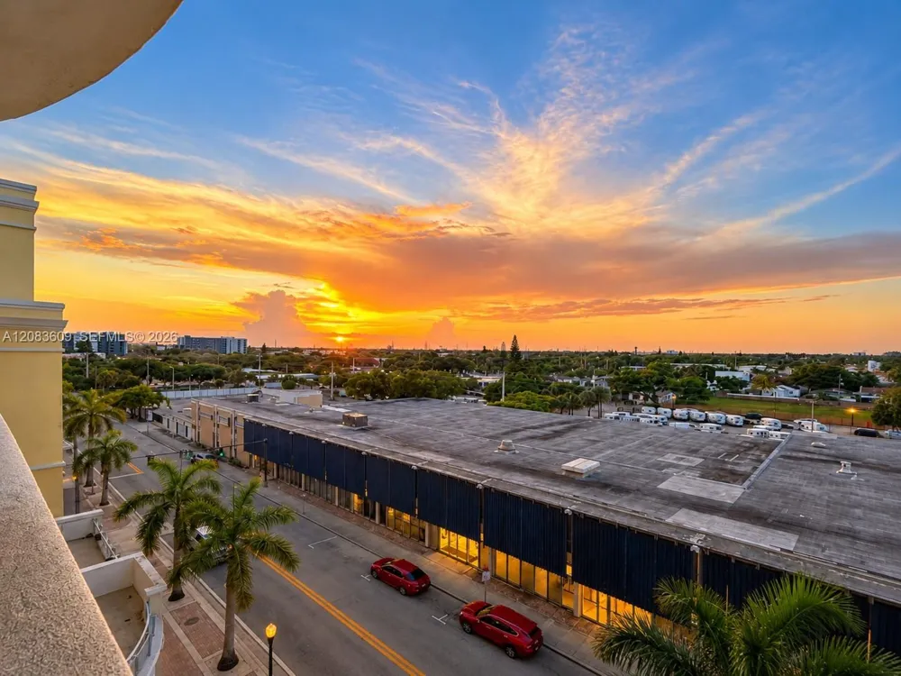 1830 Radius Dr #608 Hollywood, FL 33020