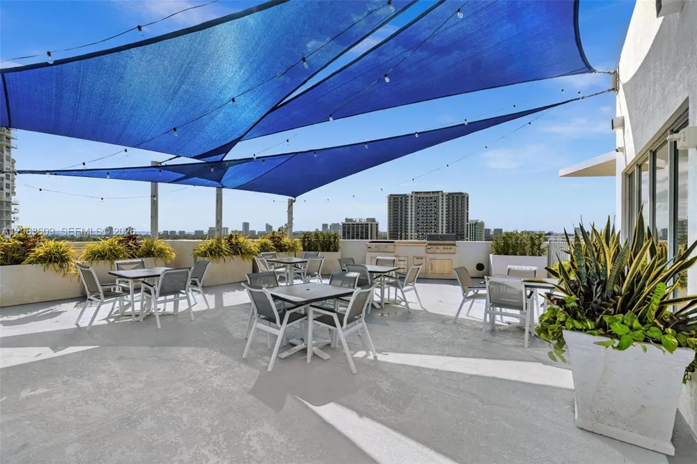 1830 Radius Dr #608 Hollywood, FL 33020