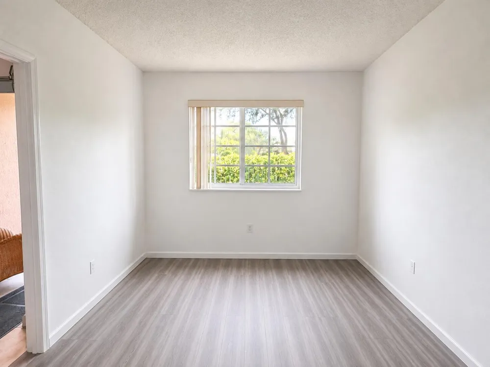 3271 Sabal Palm Manor #106 Davie, FL 33024