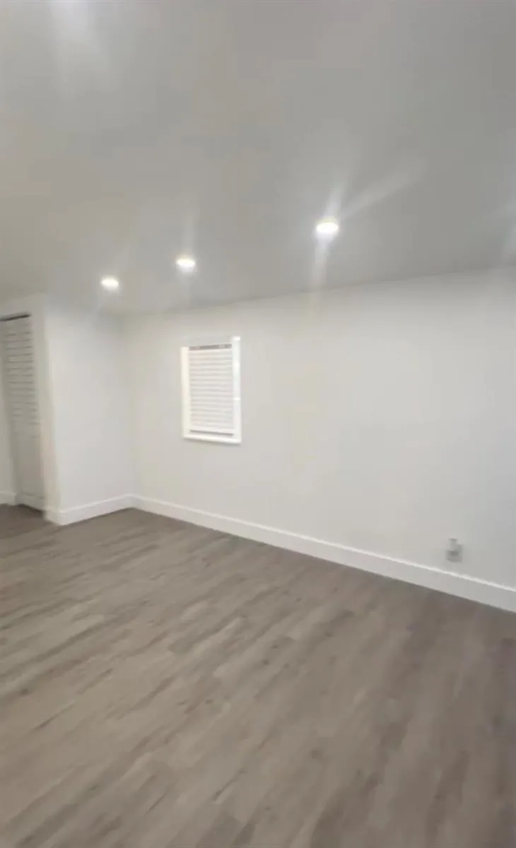 517 NW 16th Avenue Fort Lauderdale, FL 33311