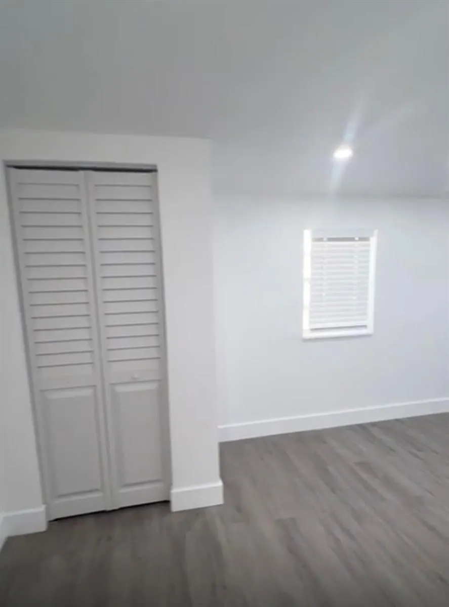 517 NW 16th Avenue Fort Lauderdale, FL 33311