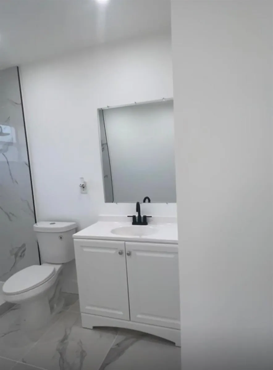 517 NW 16th Avenue Fort Lauderdale, FL 33311