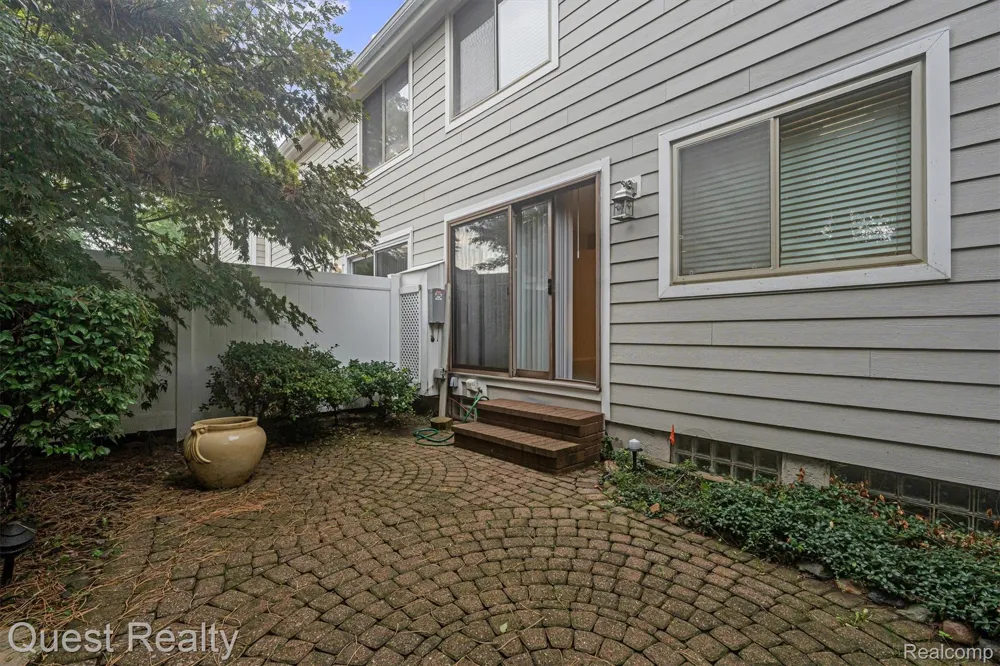22823 Cranbrooke Drive Novi City, MI 48375