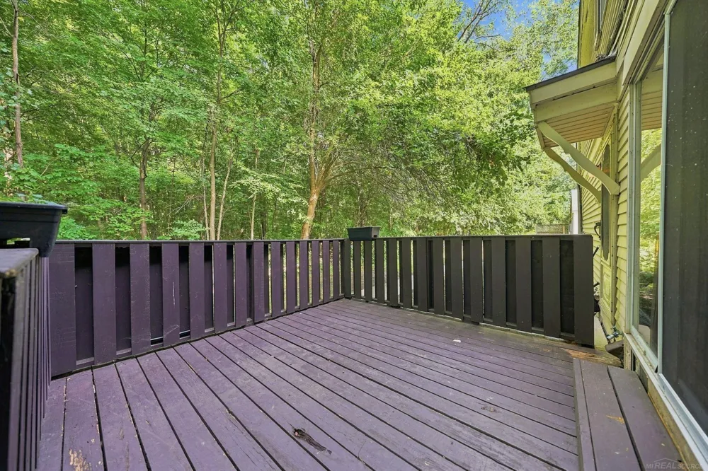 33707 Bayview DR Drive Chesterfield Township, MI 48047